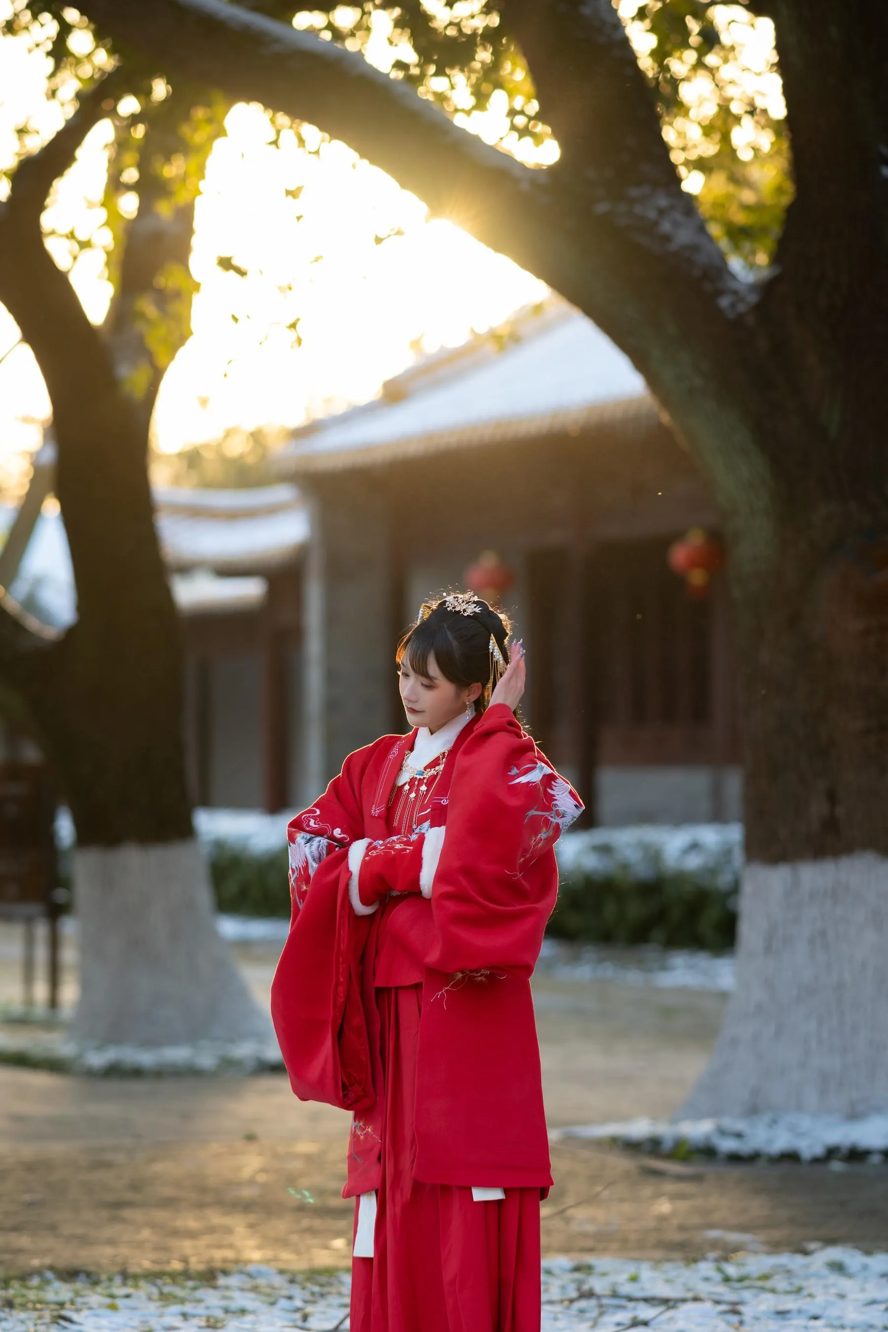 [艺图语] 2022.06.18 深宫雪 兔子Zzz不吃胡萝卜 [28P]插图8